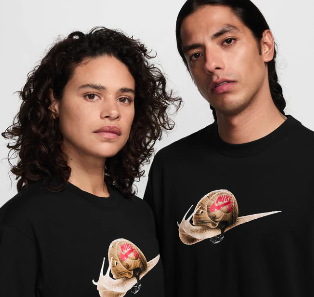 Nike SB - Republique Max90 Tee | Black - Image 2