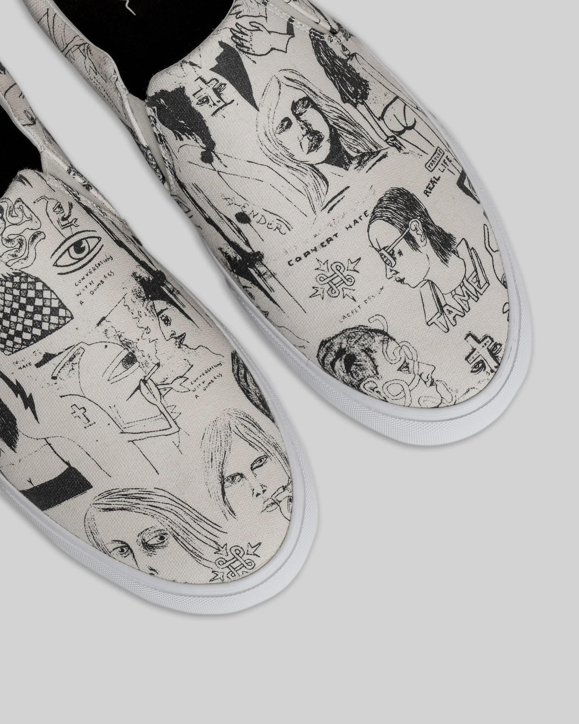 War Saw - Stranger Slip-On Shoes | Templeton Collage (Canvas) - Image 5