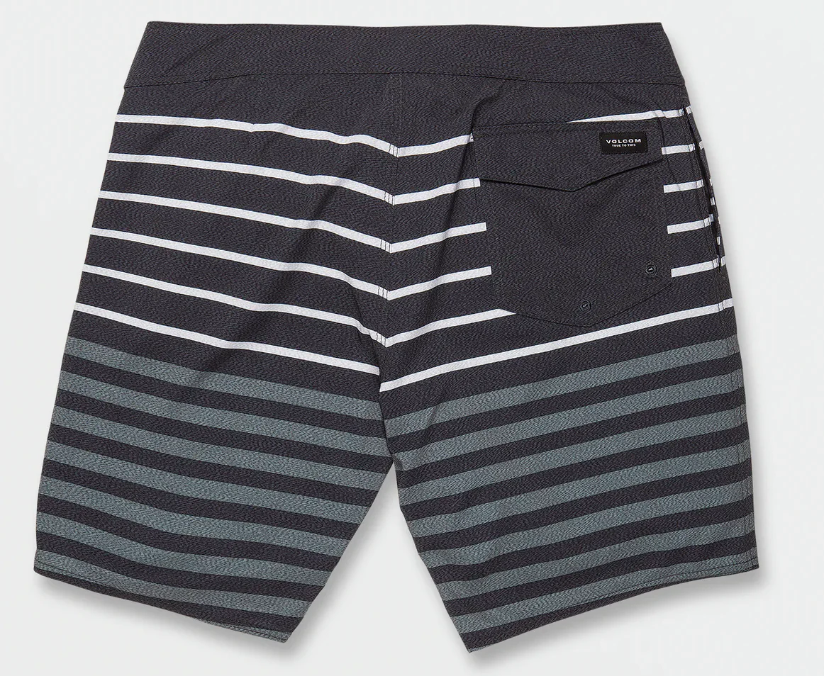 Volcom - Quarta Static Mod-Tech Boardshorts | Black - Image 2