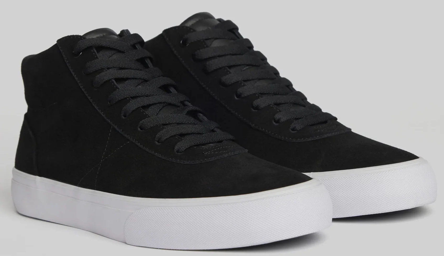 War Saw - Chapter Mid Shoes | Black White (Suede) - Image 2